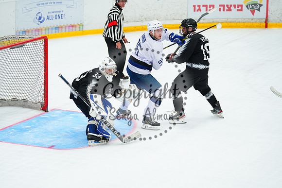 IIHF_SEMI_FINALS_0912