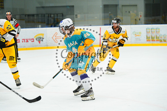 01_02064