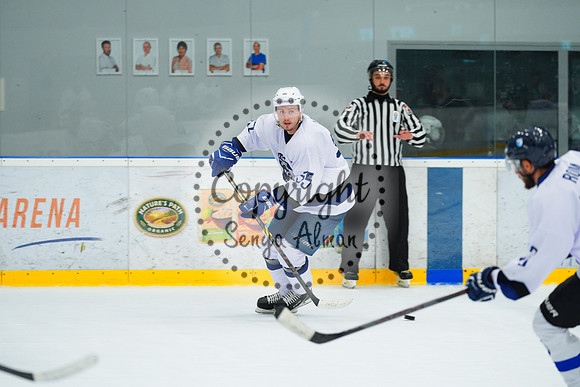 IIHF_SEMI_FINALS_0832
