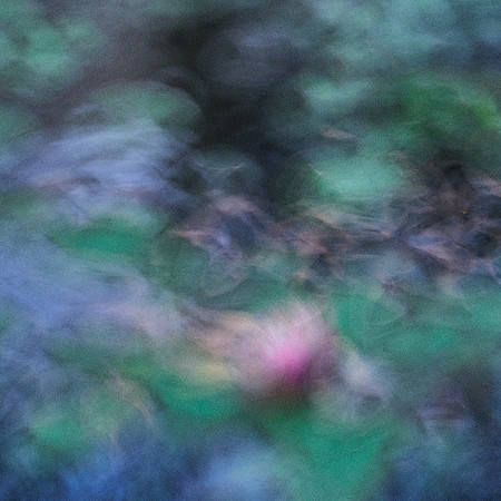 01_09370